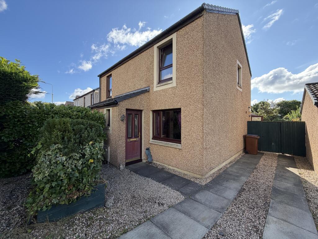 2-bed house on 23 Brandy Wells, Cairneyhill, Dunfermline, KY12 8UZ, £160,000