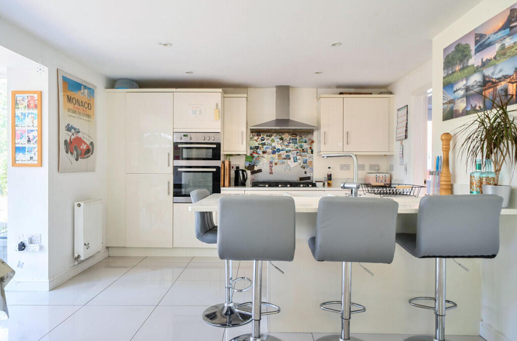 Collett Road, Norton Fitzwarren, Taunton photo 4