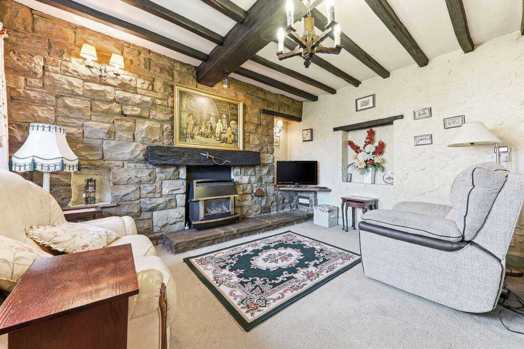 Freeston Cottage, High Street, Normanton WF6 photo 2
