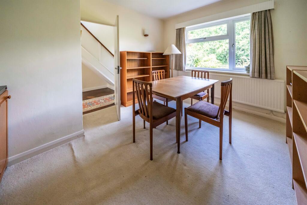 Main image of property: Fox Close, Wigginton, TRING