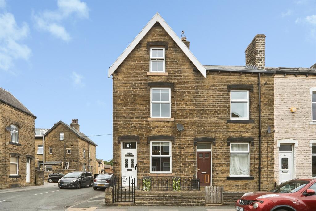 Main image of property: Fell Lane, Keighley