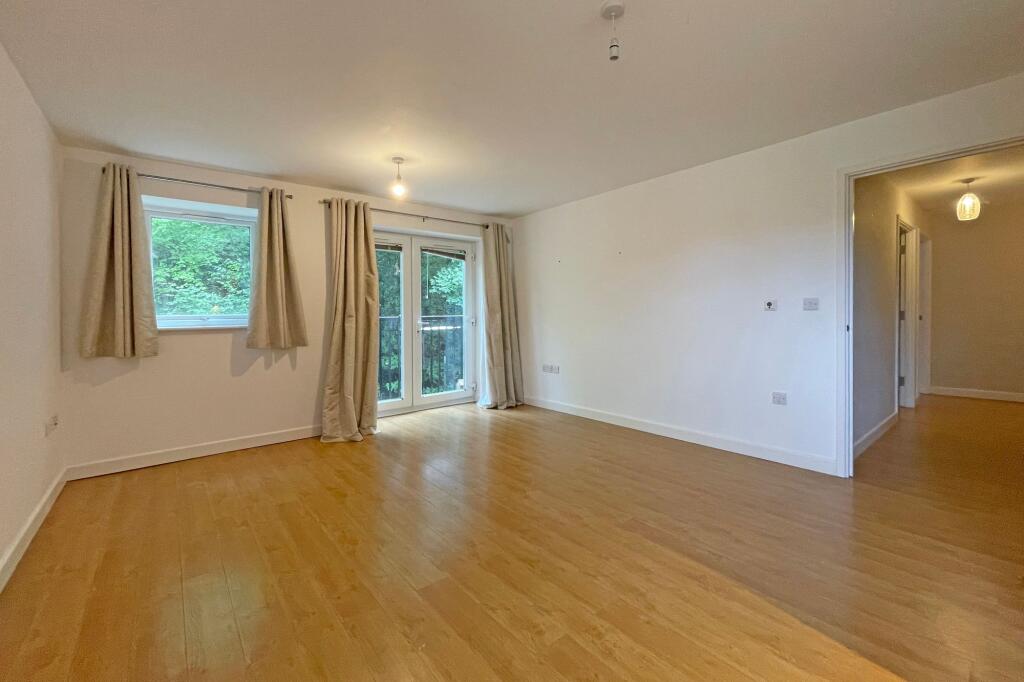 Apartment in Tandridge, Whyteleafe - View 4