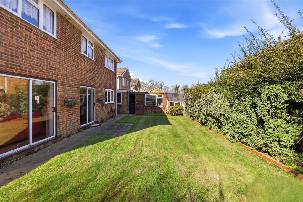 Byron Crescent, Flitwick, Bedfordshire, MK45 photo 4