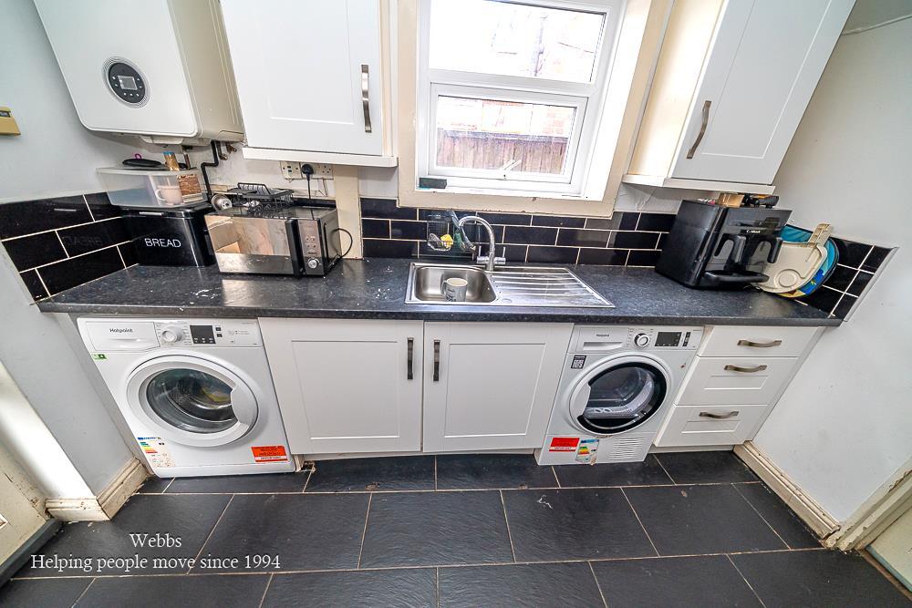 House in Walsall, West Midlands - More