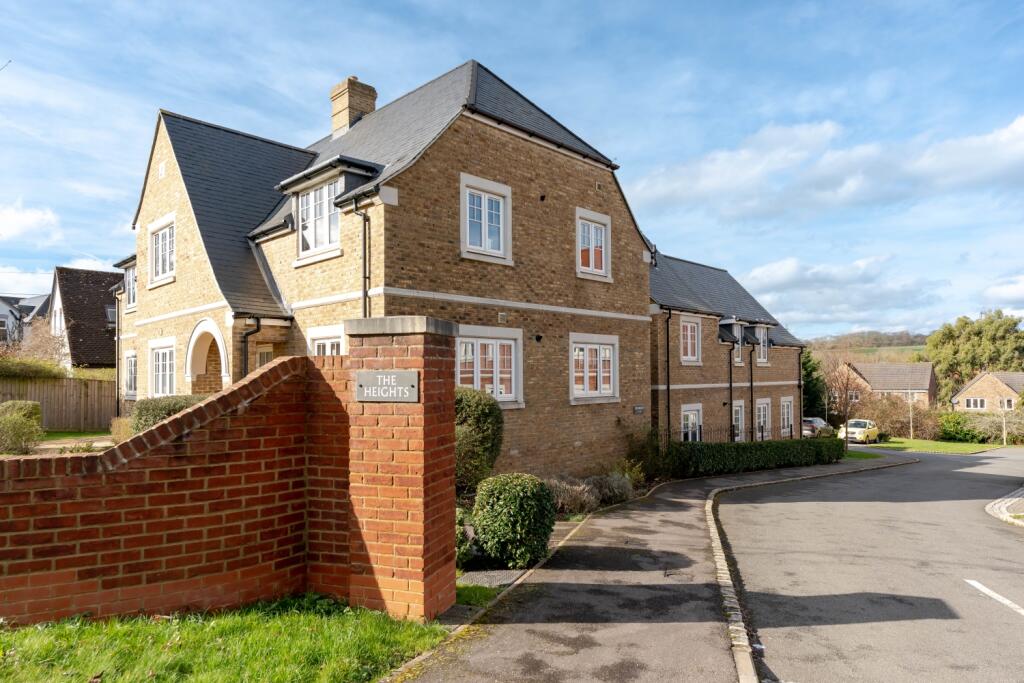 Main image of property: The Heights Cumnor Hill, Oxford, Oxfordshire, OX2