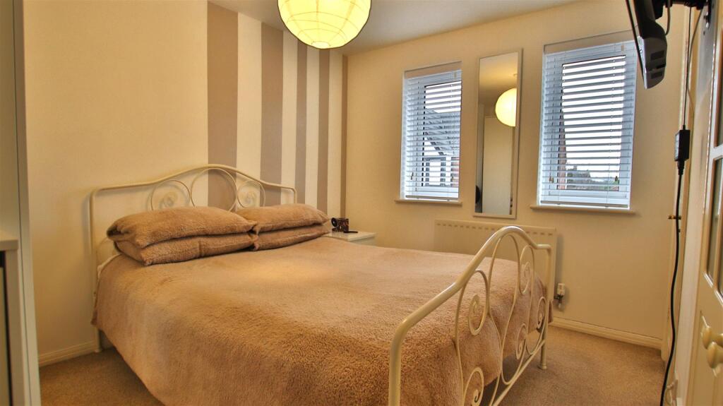 House in Tewkesbury, Wheatpieces - More