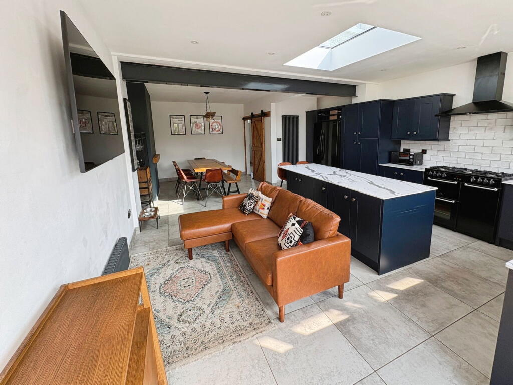 Waunlon, Newton, Porthcawl, CF36 5RT - View 3