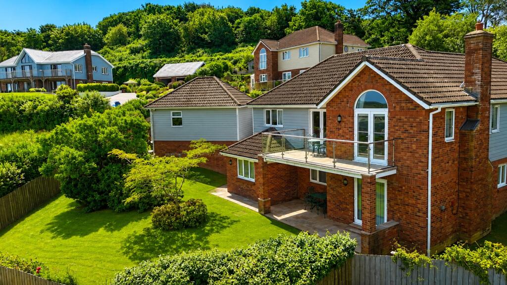 Main image of property: Channel View, Ilfracombe, EX34