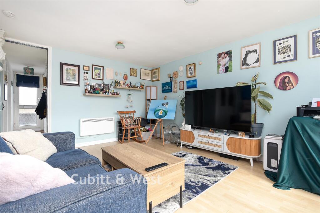 Apartment in London - View 3