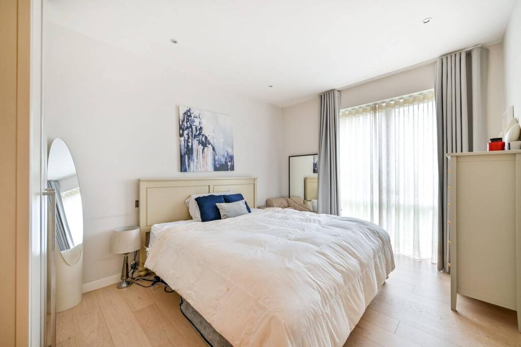Main image of property: Melliss Avenue, Kew, Richmond, TW9