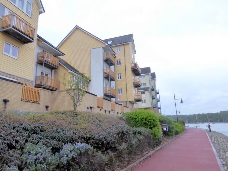 Main image of property: 10 Cromarty House, Rivermead, Chatham, ME4 3JU , ME4 3JU