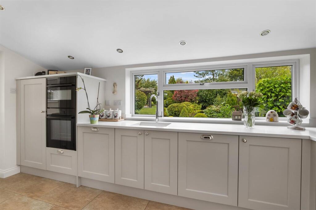 Oak Tree Lane, Cookhill, Alcester photo 4