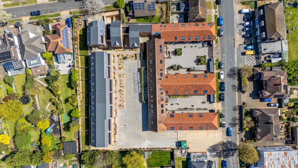 Main image of property: Cherry Tree Row, 39 The Droveway, Hove BN3 6LE