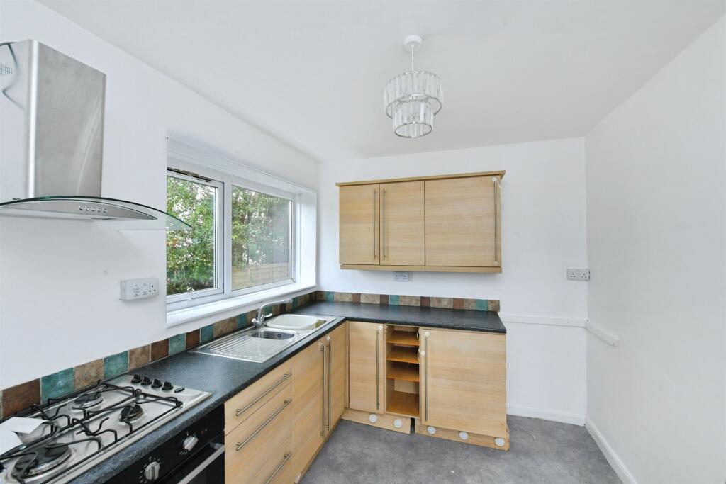 House in Plymouth - View 5