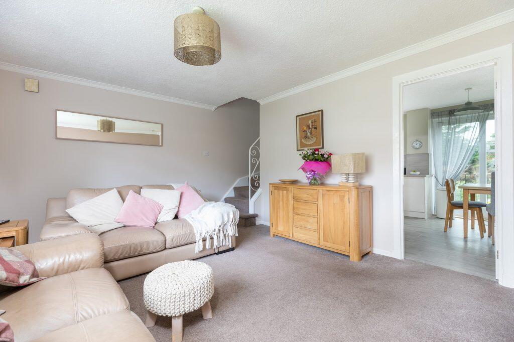 Alloway Drive, Newton Mearns photo 4