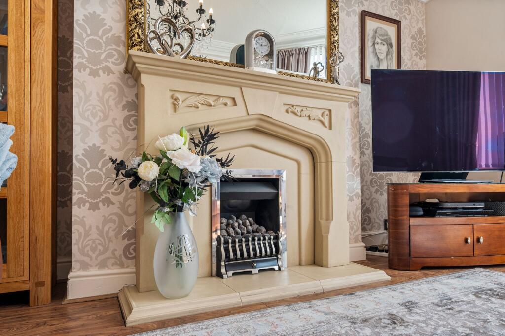 House in St Helens, Liverpool City Region - View 5