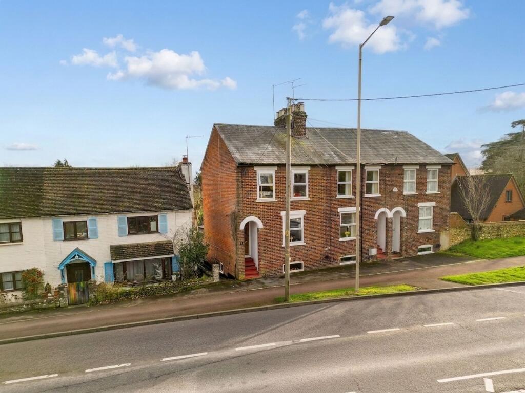 Main image of property: Oxford Road, Stone, HP17