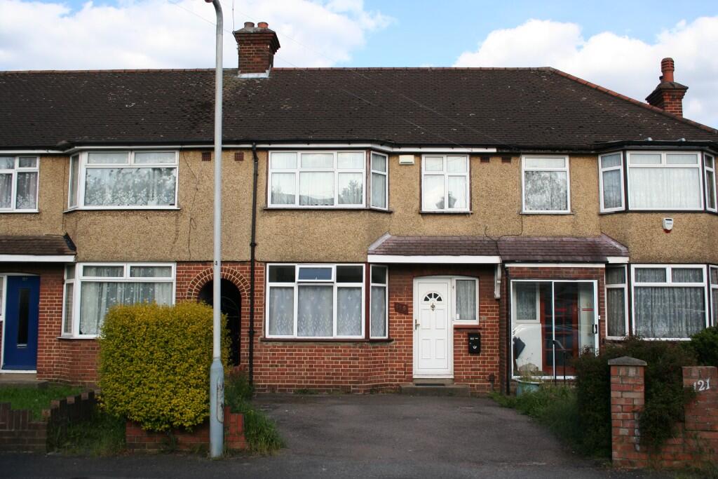 Main image of property: Carlyon Road, Hayes, Middlesex, UB4