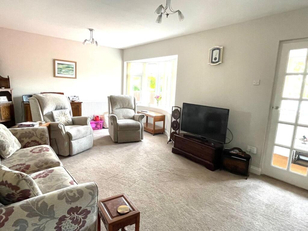 House in Brent Knoll, Somerset - View 4