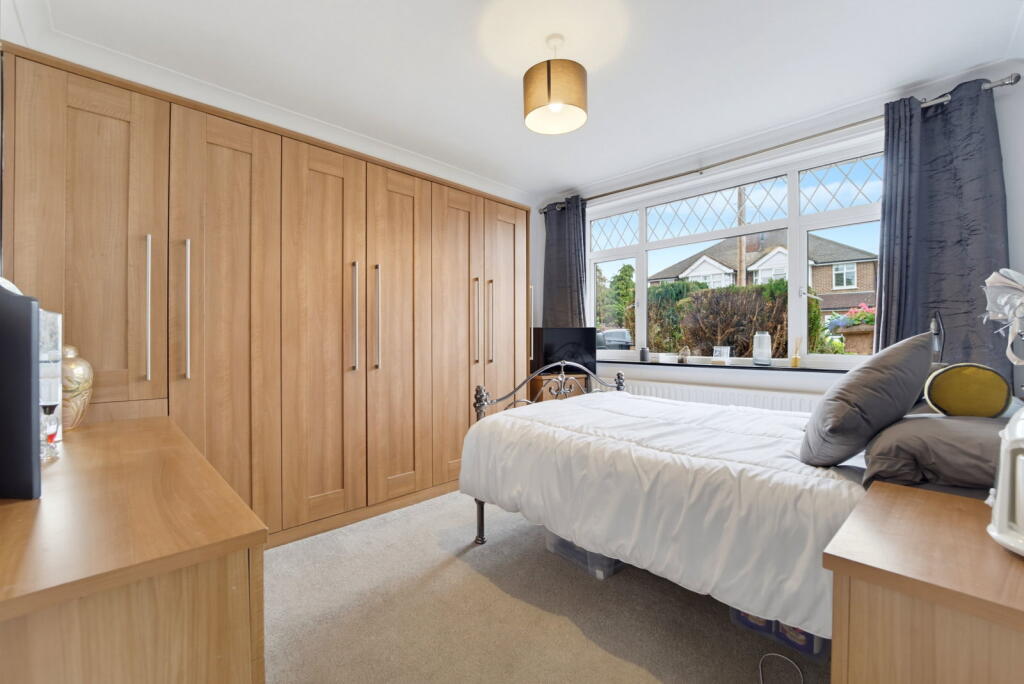 House in Spelthorne, Surrey - View 5