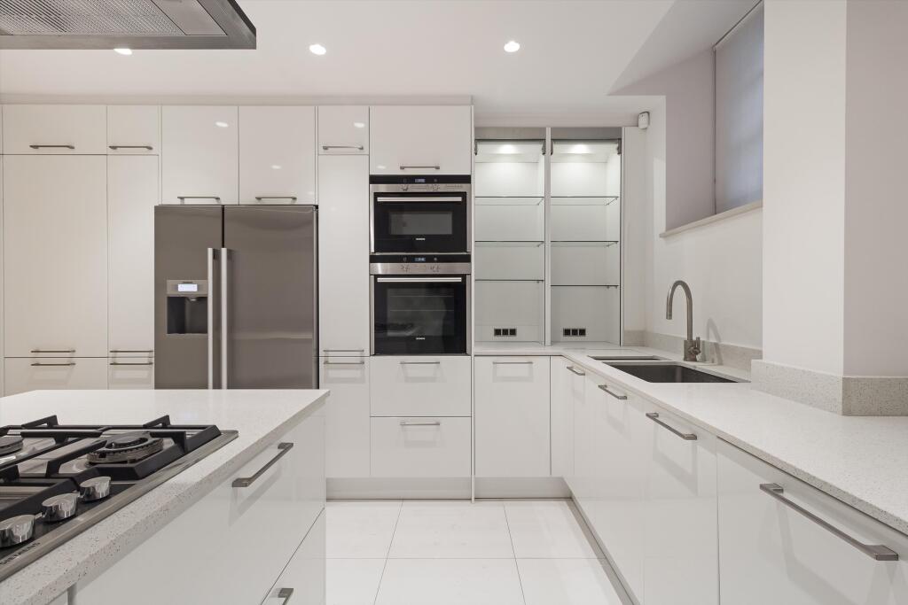 3 bedroom flat for rent