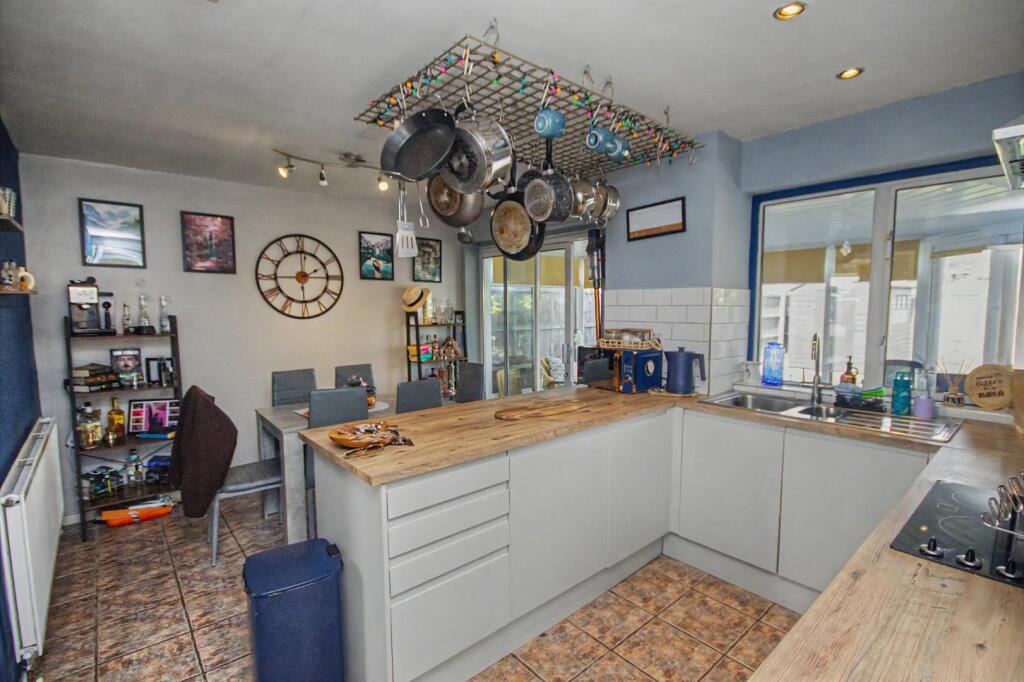 House in Towcester, West Northamptonshire - View 2