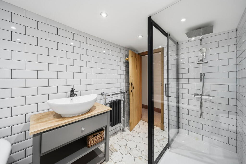 Additional image 28 of Pendle Bridge, Reedley, Burnley, BB12 9DP