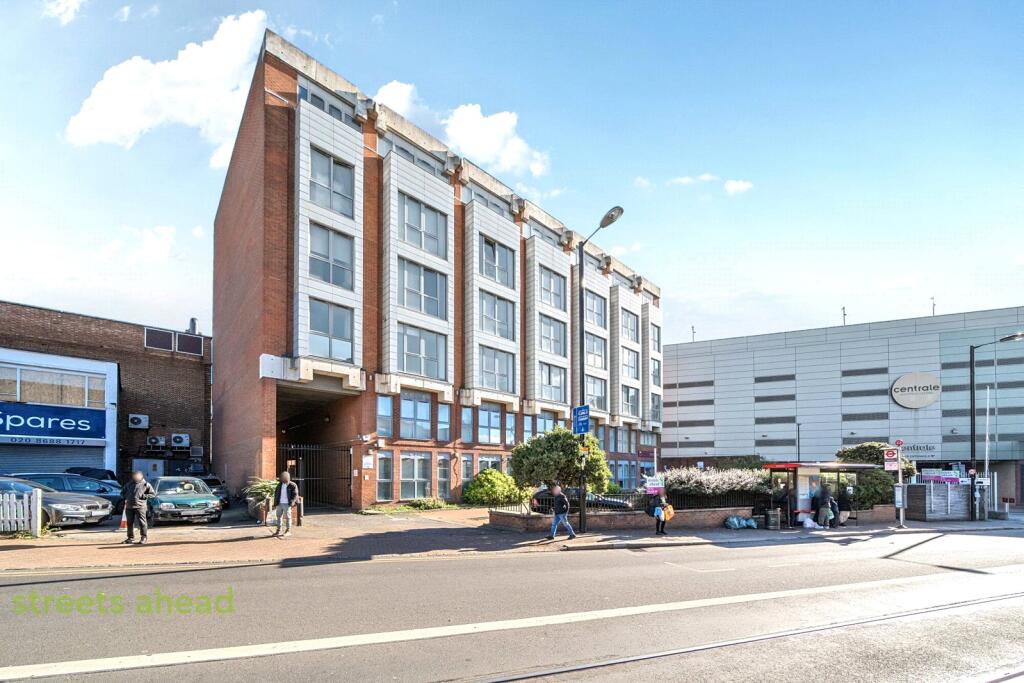 Main image of property: Tamworth Road, Croydon, CR0