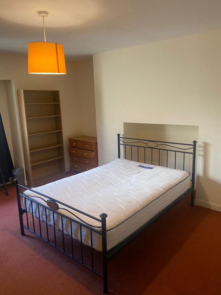 6 bedroom house share for rent