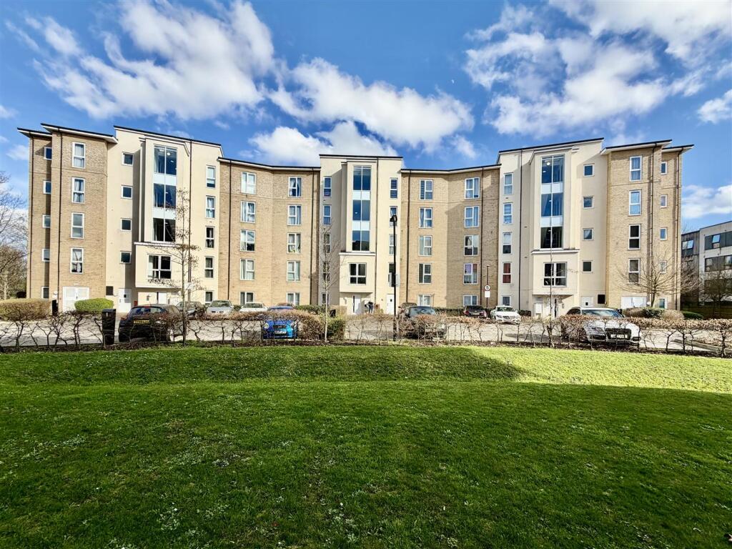 Main image of property: Mayfair Court, Hunting Place, Heston, TW5