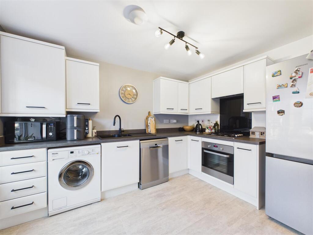 House in Wychavon, The Orchards, Evesham - View 5