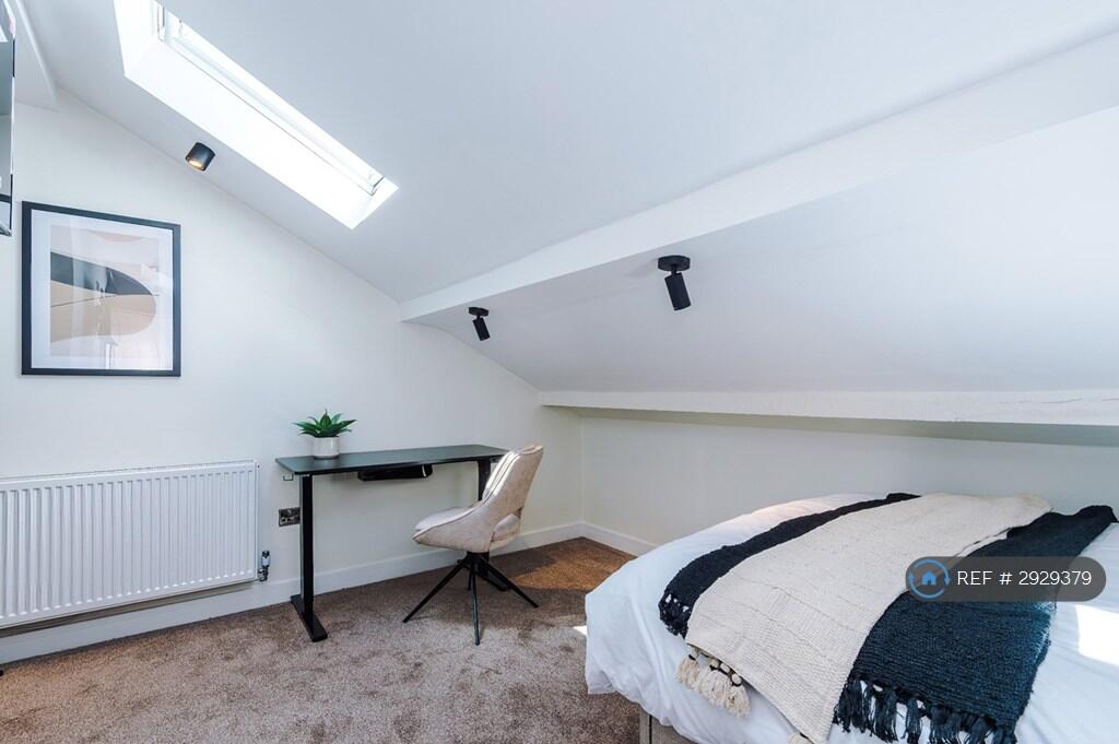 House in Warrington - View 3