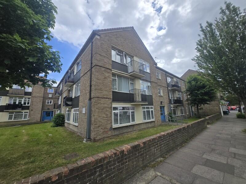 Main image of property: Hertford Road, Enfield EN3 5JN