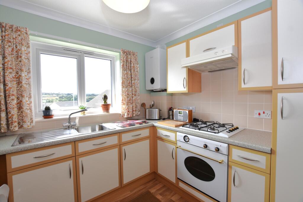 House in Redruth, Cornwall - View 4