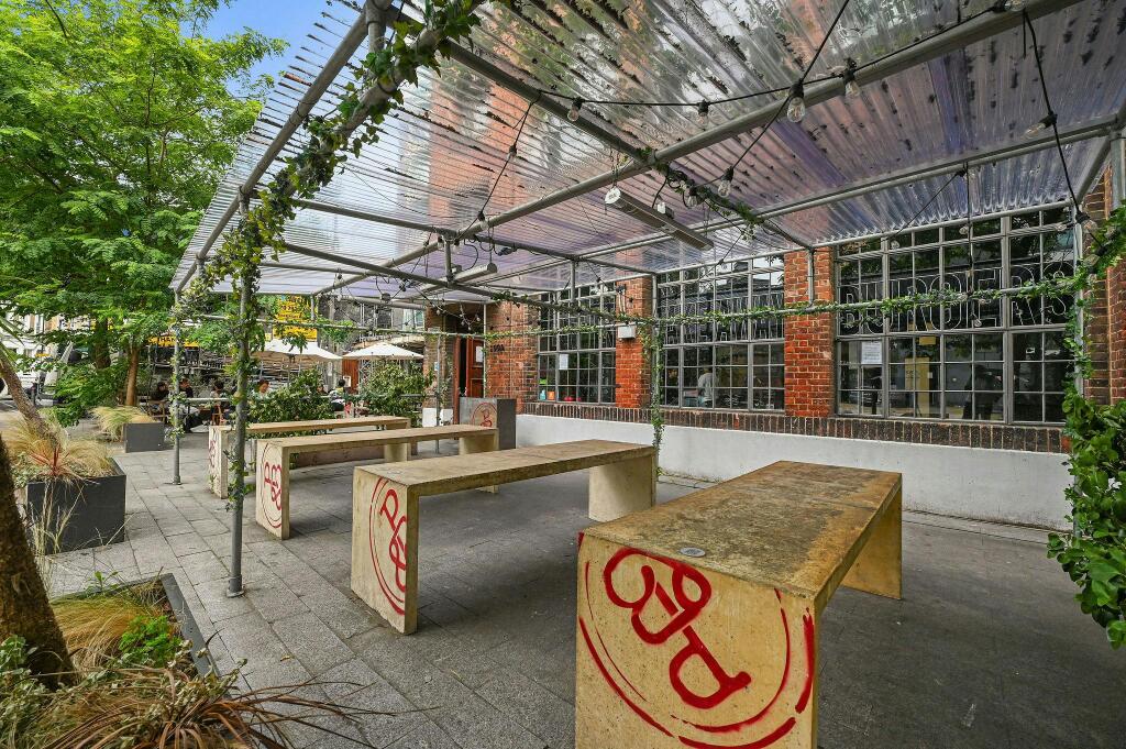 OLBCArthausBuilding19.JPG