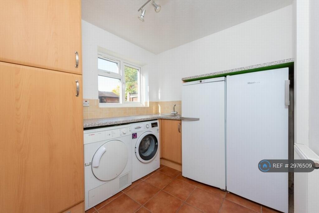 House in Rushmoor, Hampshire - View 4