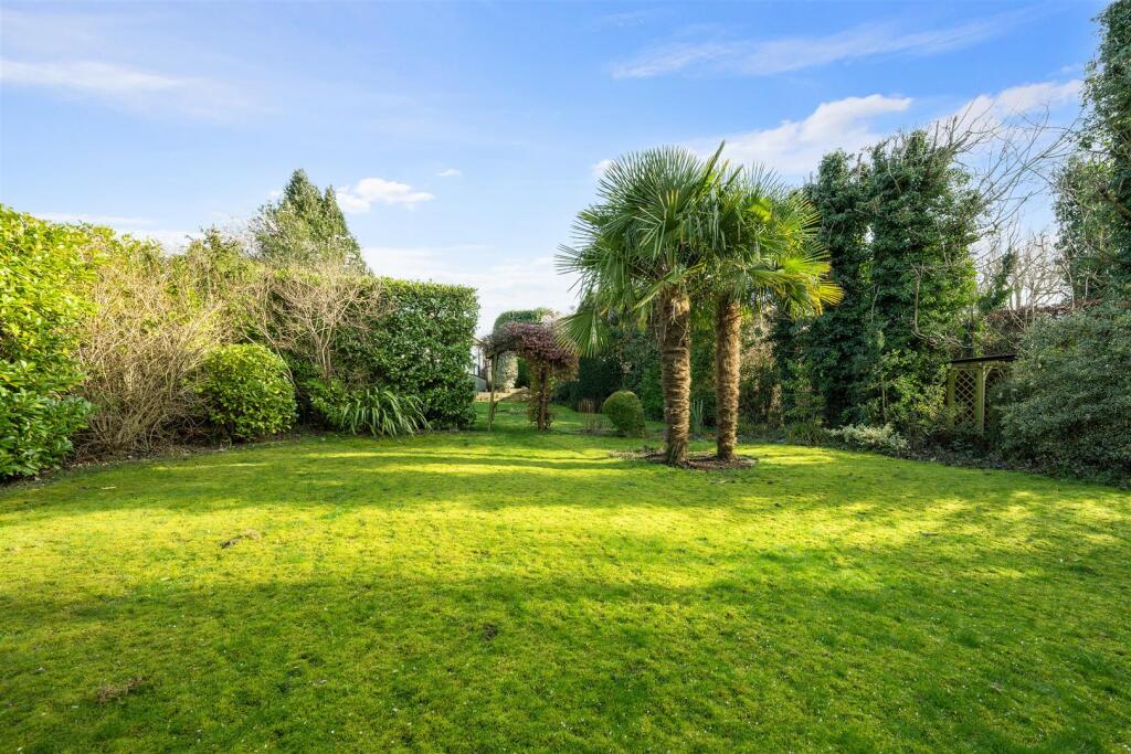 Nork Way, Banstead photo 3