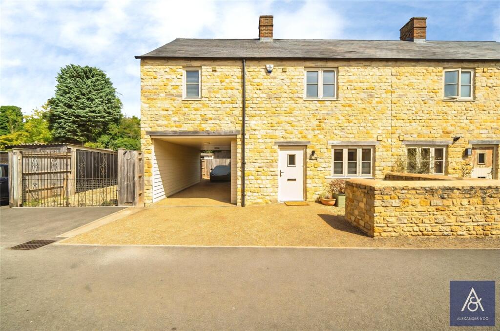 Main image of property: Longwall, Brackley, Northamptonshire