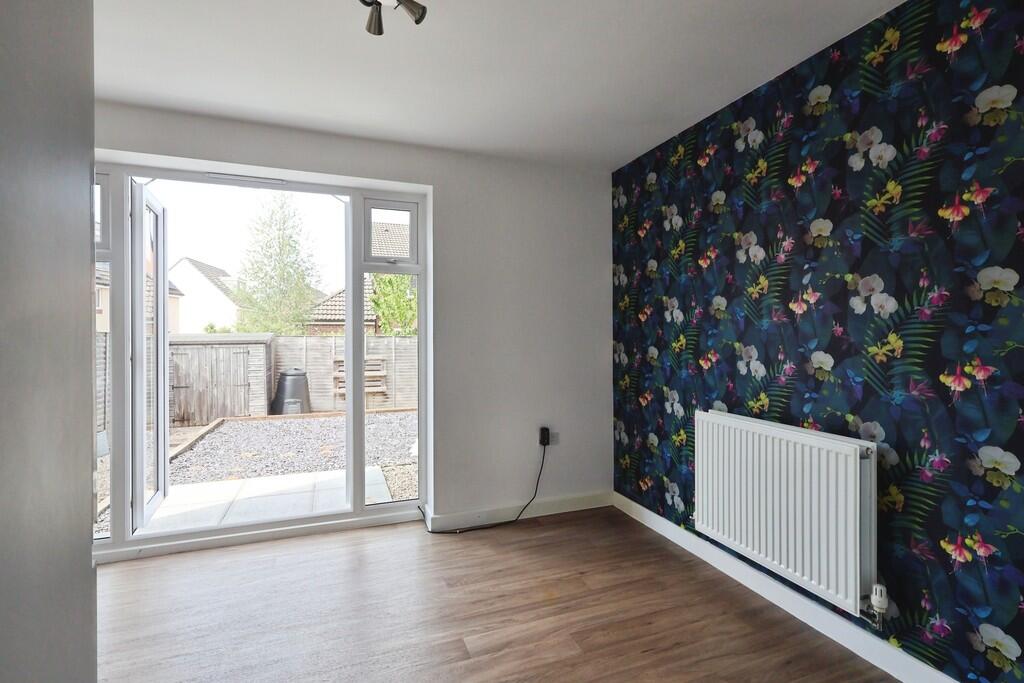 House in Gloucester - View 5