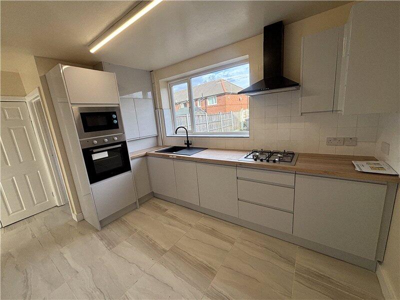 Gladeside Road, Manchester, Greater Manchester, M22 photo 5