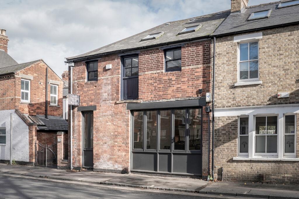 Main image of property: Hollybush Row, Oxford, Oxfordshire, OX1