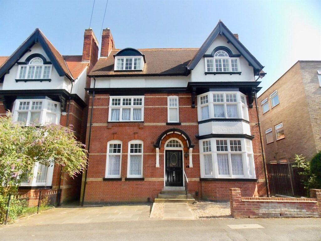 Main image of property: Albert Road, Leicester LE2 2AA