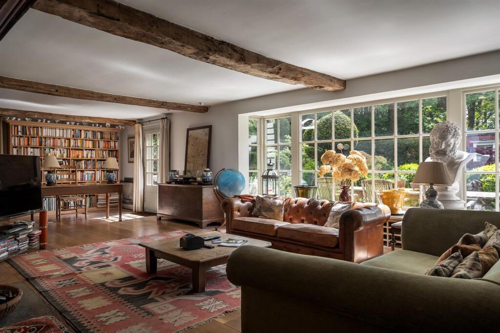 House in Gloucester - More