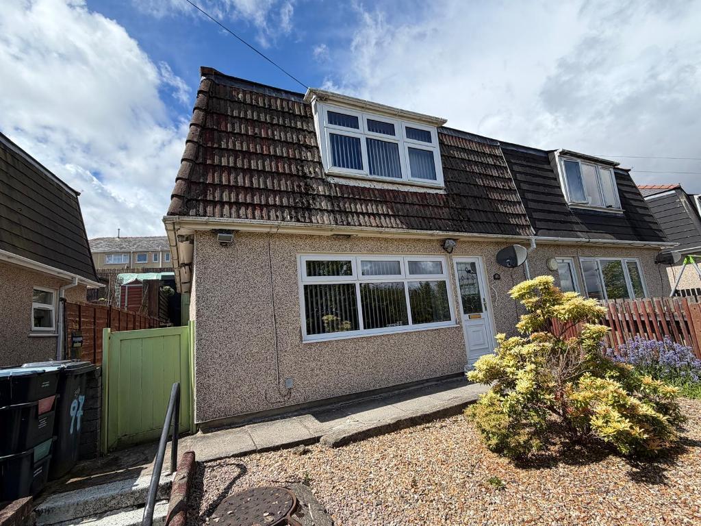 Main image of property: Cripps Avenue, Cefn Golau, Tredegar, Blaenau Gwent, NP22 3PB