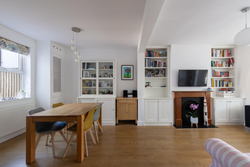 House in London - View 4