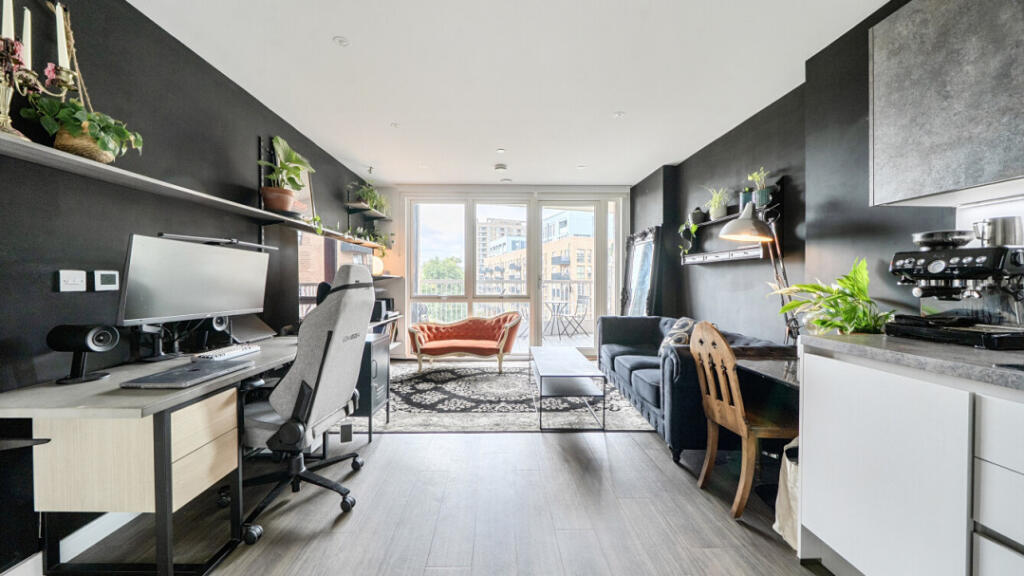Apartment in London - View 5