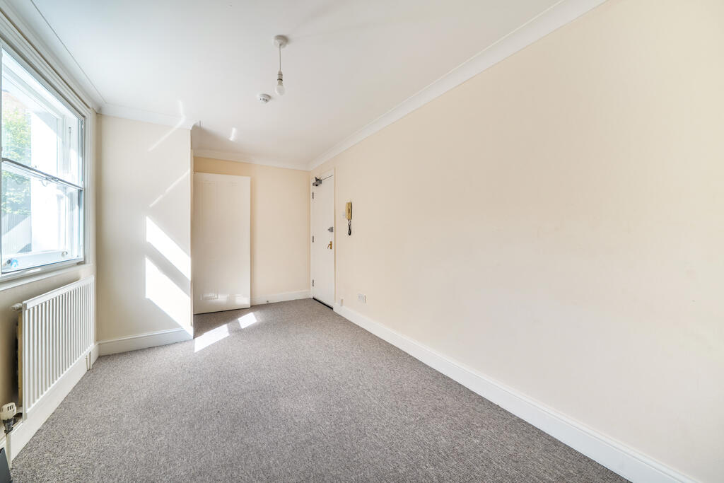 178 Boundaries Road, Balham, London photo 3