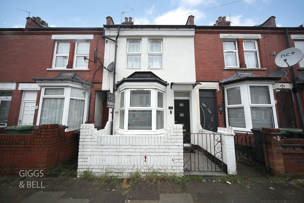 Main image of property: Luton, Bedfordshire, LU1