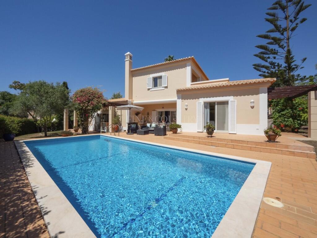 Main image of property: Algarve, Lagoa