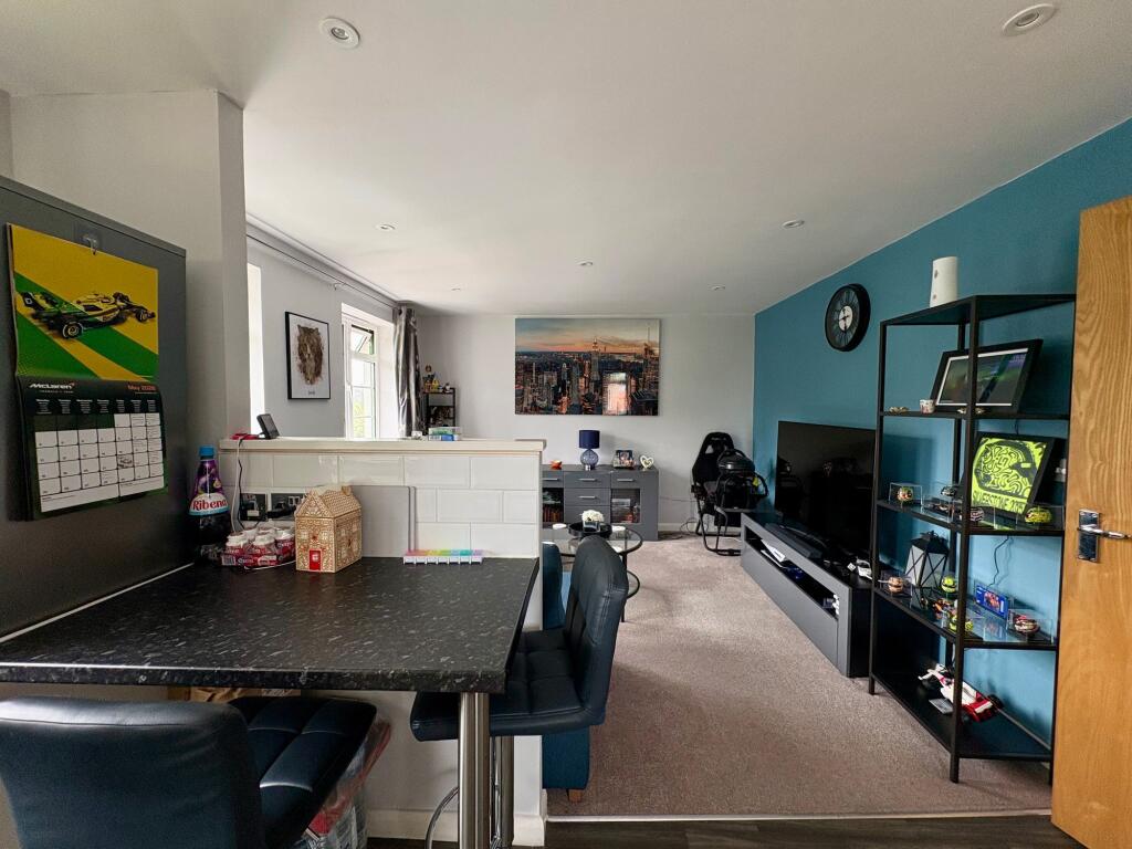 Wellswood, Torquay - More